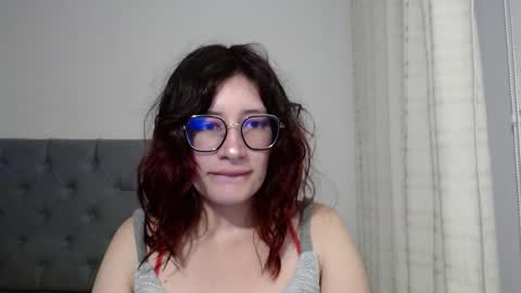 Snapshot of mariana124_ chatting on January 2025 10:13:01 PM Mariana online show from January 2025 10:13:01 PM