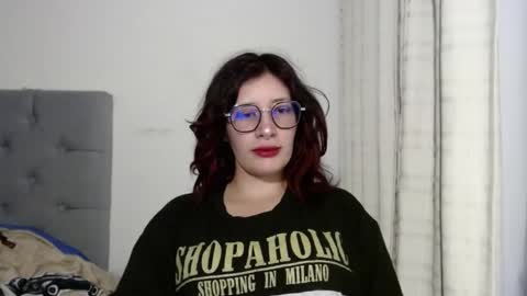 Snapshot of mariana124_ chatting on January 2025 06:24:02 PM Mariana online show from January 2025 06:24:02 PM