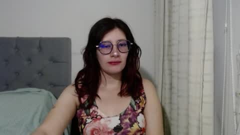 Snapshot of mariana124_ chatting on January 2025 08:38:02 PM Mariana online show from January 2025 08:38:02 PM