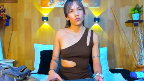 Snapshot of mariana_aangel chatting on May 2026 04:03:01 PM Mariana Angel online show from May 2026 04:03:01 PM