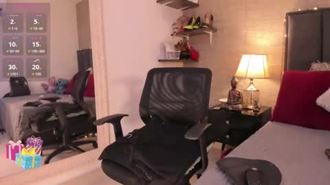 Snapshot of mariana_c chatting on September 2025 02:28:02 PM Mar y online show from September 2025 02:28:02 PM