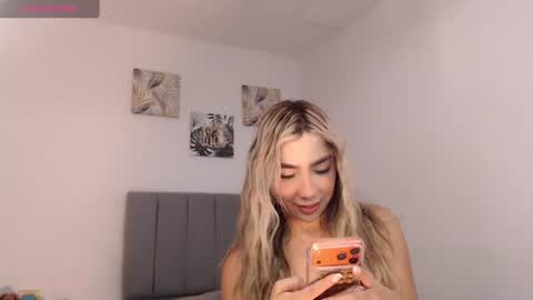 Mariana online show from June 2026 09:59:01 PM