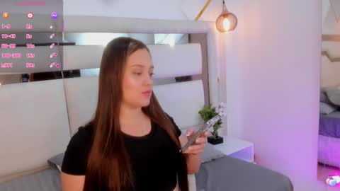 Mariana online show from September 2025 11:54:01 AM