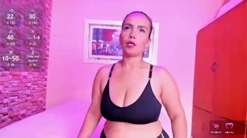 Snapshot of mariana_mauricio chatting on February 2025 09:15:01 PM mariana mauricio online show from February 2025 09:15:01 PM