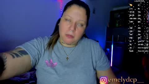 Snapshot of mariana_spellman chatting on April 2026 07:11:01 AM Emely online show from April 2026 07:11:01 AM