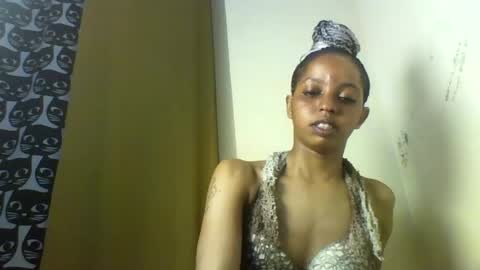 Mariana online show from July 2026 01:03:01 AM