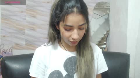 Snapshot of mariana_turner chatting on January 2025 11:32:02 PM Mariana turner online show from January 2025 11:32:02 PM