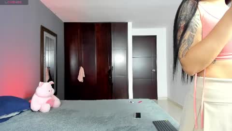 MARIANA Y VALENTINA online show from June 2026 11:08:01 AM