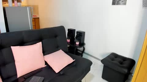 Snapshot of marianagomez__ chatting on November 2025 11:16:02 AM Mariana online show from November 2025 11:16:02 AM