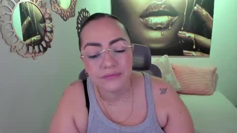 Mariana Lopez online show from June 2026 12:00:02 AM