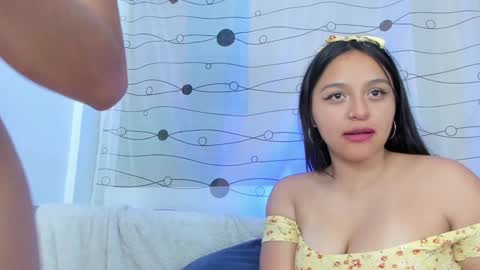Snapshot of marianavargas20 chatting on January 2025 02:03:02 PM Mariana Vargas online show from January 2025 02:03:02 PM