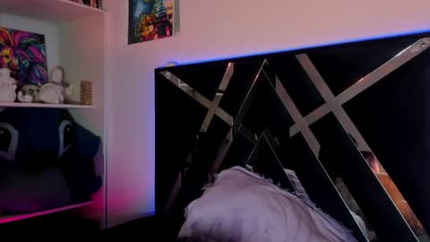 mariana williams online show from May 2026 01:06:01 PM