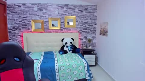 Mariana online show from January 2025 12:36:01 AM