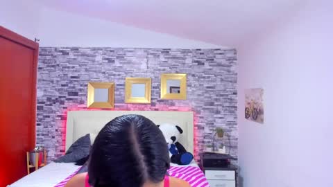 Mariana online show from March 2025 11:00:02 PM