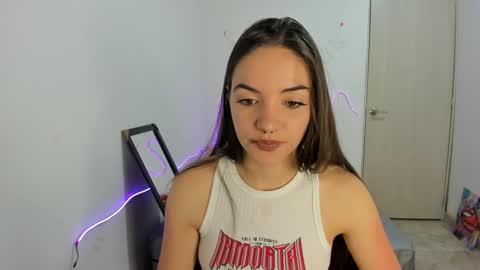 Snapshot of mariangel_3 chatting on January 2025 12:02:01 AM Mariangel online show from January 2025 12:02:01 AM