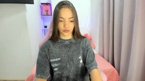 Mariangel online show from December 2025 10:27:02 PM