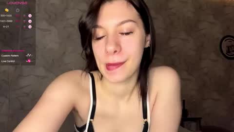 Amy  online show from February 2026 02:15:02 AM