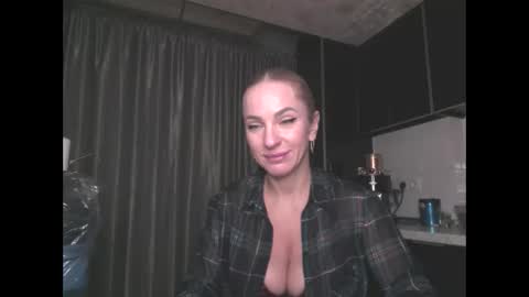 marianna1977 online show from February 2026 09:00:01 PM