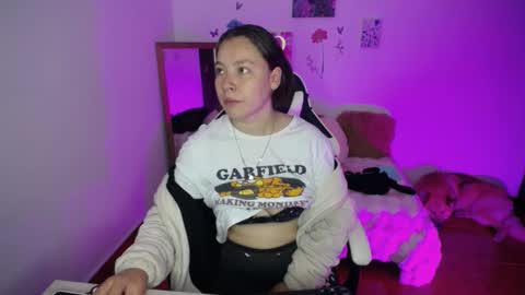 Mariana online show from October 2025 03:39:02 AM