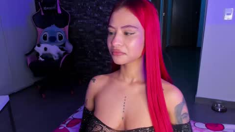 M A R I A N E online show from October 2025 12:52:02 AM