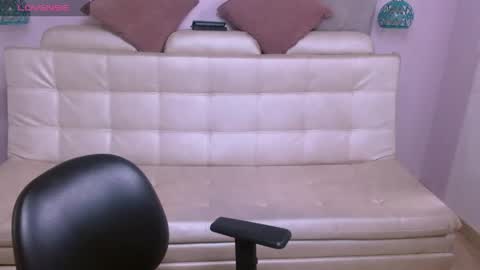 marianne_cam online show from April 2026 05:30:01 PM