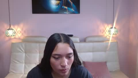 marianne_cam online show from May 2026 01:06:01 PM