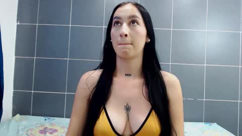 Snapshot of marianngell chatting on October 2025 08:10:01 PM Mariangel online show from October 2025 08:10:01 PM