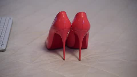 Maria online show from October 2025 09:01:01 AM