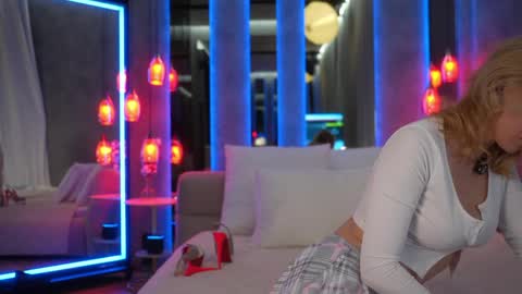 Maria online show from April 2026 09:04:01 AM