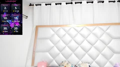 Snapshot of marianrosse chatting on October 2025 09:04:02 PM marianrosse online show from October 2025 09:04:02 PM