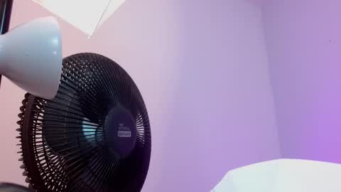 Snapshot of mariatayler1 chatting on March 2025 10:56:01 PM mariatayler1 online show from March 2025 10:56:01 PM