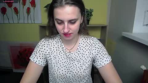 Snapshot of mariatess_ chatting on December 2024 10:49:02 AM Mariia online show from December 2024 10:49:02 AM