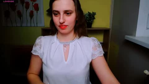 Snapshot of mariatess_ chatting on December 2024 11:17:02 AM Mariia online show from December 2024 11:17:02 AM