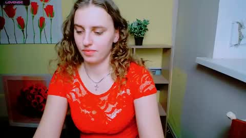 Snapshot of mariatess_ chatting on December 2024 12:56:01 PM Mariia online show from December 2024 12:56:01 PM