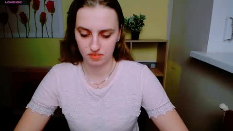 Snapshot of mariatess_ chatting on December 2024 02:19:02 PM Mariia online show from December 2024 02:19:02 PM