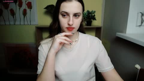 Snapshot of mariatess_ chatting on January 2025 11:18:02 AM Mariia online show from January 2025 11:18:02 AM