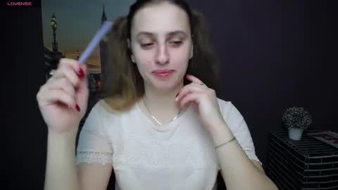 Snapshot of mariatess_ chatting on January 2025 11:43:01 AM Mariia online show from January 2025 11:43:01 AM
