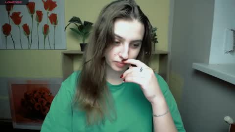Snapshot of mariatess_ chatting on January 2025 11:34:02 AM Mariia online show from January 2025 11:34:02 AM