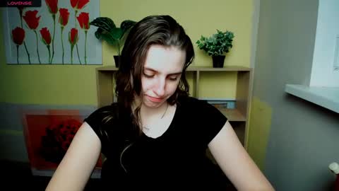 Snapshot of mariatess_ chatting on February 2025 03:53:01 PM Mariia online show from February 2025 03:53:01 PM