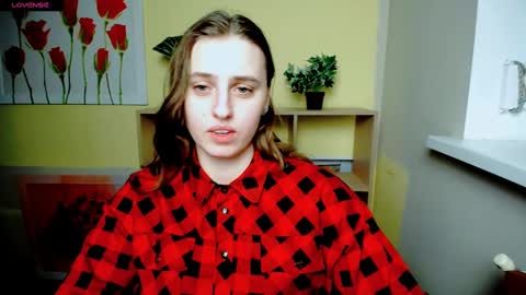 Snapshot of mariatess_ chatting on February 2025 03:05:02 PM Mariia online show from February 2025 03:05:02 PM