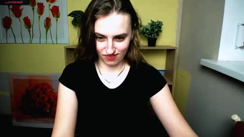 Snapshot of mariatess_ chatting on March 2025 04:55:02 PM Mariia online show from March 2025 04:55:02 PM