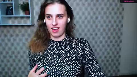 Snapshot of mariatess_ chatting on September 2025 01:11:02 PM Mariia online show from September 2025 01:11:02 PM
