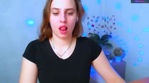 Mariia online show from October 2025 01:26:02 PM