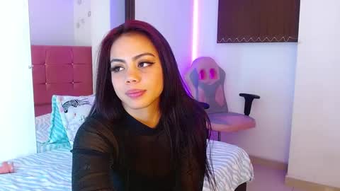 Snapshot of maribelsex303av chatting on January 2025 11:14:01 PM maribelsex303av online show from January 2025 11:14:01 PM