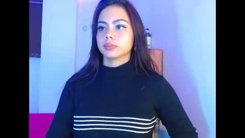 Snapshot of maribelsex303av chatting on February 2025 12:06:02 PM maribelsex303av online show from February 2025 12:06:02 PM