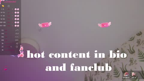 Snapshot of marie_diaze chatting on January 2025 11:31:02 AM Marie LEAVE YOUR WITH ME online show from January 2025 11:31:02 AM