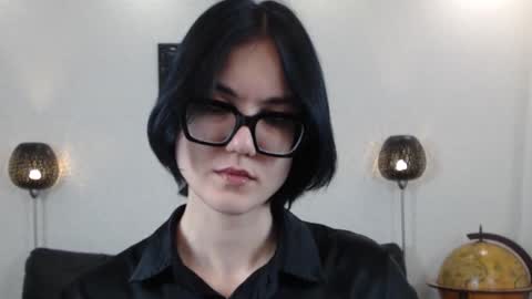 Snapshot of marie_fitch chatting on November 2025 05:17:01 AM Marie Fitch online show from November 2025 05:17:01 AM