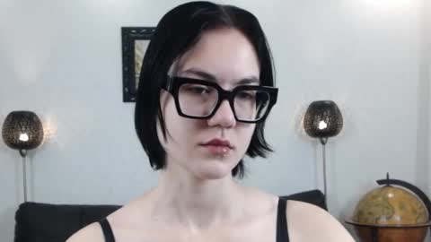 Snapshot of marie_fitch chatting on November 2025 03:38:02 AM Marie Fitch online show from November 2025 03:38:02 AM