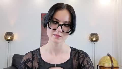 Snapshot of marie_fitch chatting on April 2026 01:41:02 AM Marie Fitch online show from April 2026 01:41:02 AM
