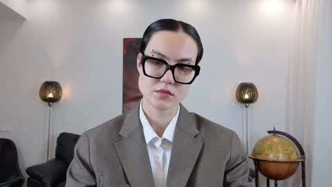 Snapshot of marie_fitch chatting on May 2026 02:18:01 AM Marie Fitch online show from May 2026 02:18:01 AM